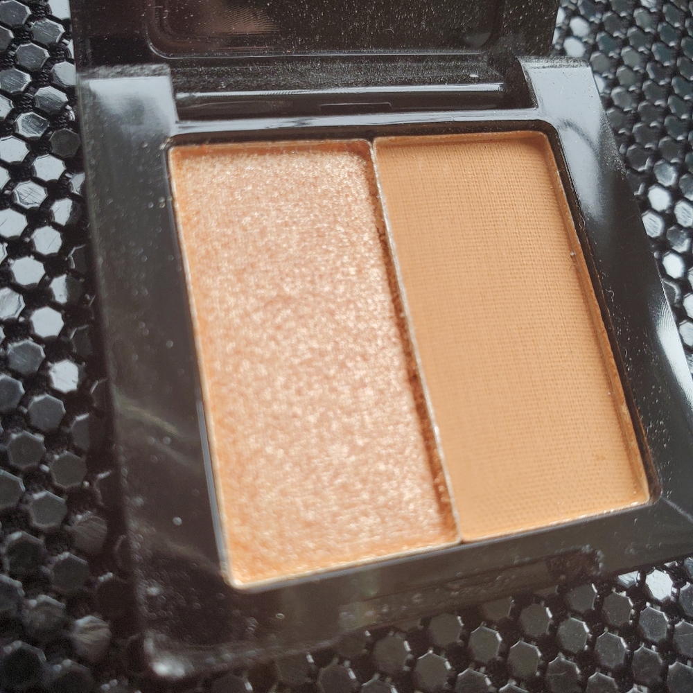5/$25 🆕️Shades by Shan Eyeshadow Duo Honey/Peach Tangerine - Picture 5 of 7
